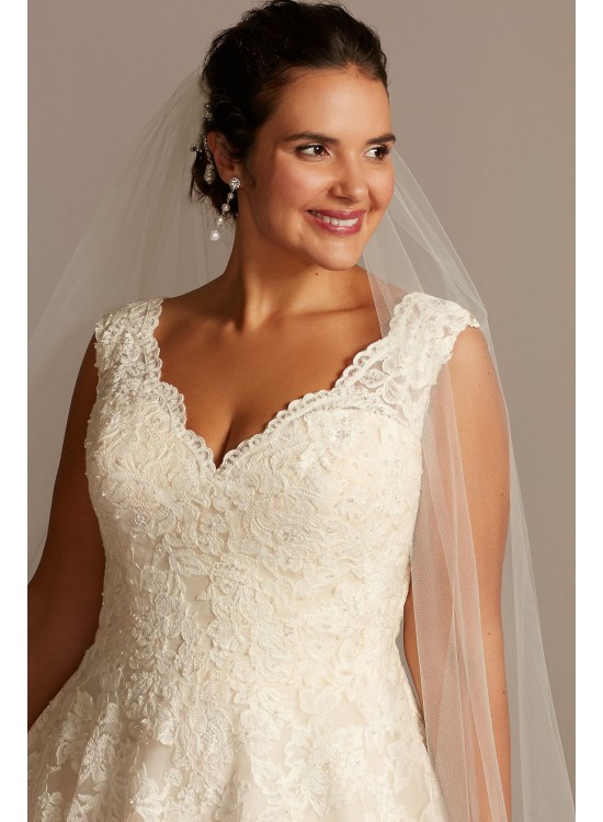 Scallop V-Neck Lace Tulle Plus Size Wedding Dress  Collection 4XL9WG3850