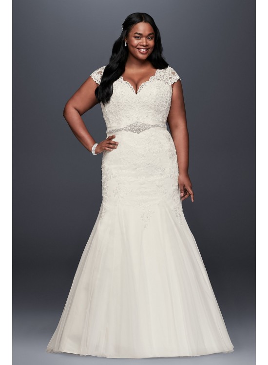 Scalloped Lace Trumpet Plus Size Wedding Dress  Collection 9WG3898