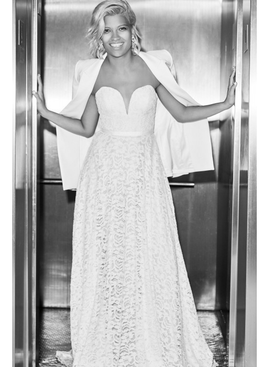 Sweetheart Plunge Lace Plus Size Wedding Dress  Collection 9WG3993