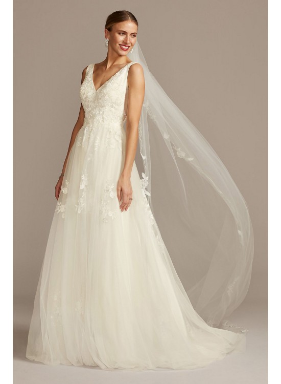 Tulle and Mikado V-Neck Ball Gown Wedding Dress  Collection 4XLWG3877